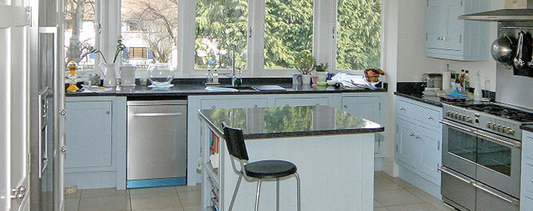'Shaker-style' Fitted Kitchen